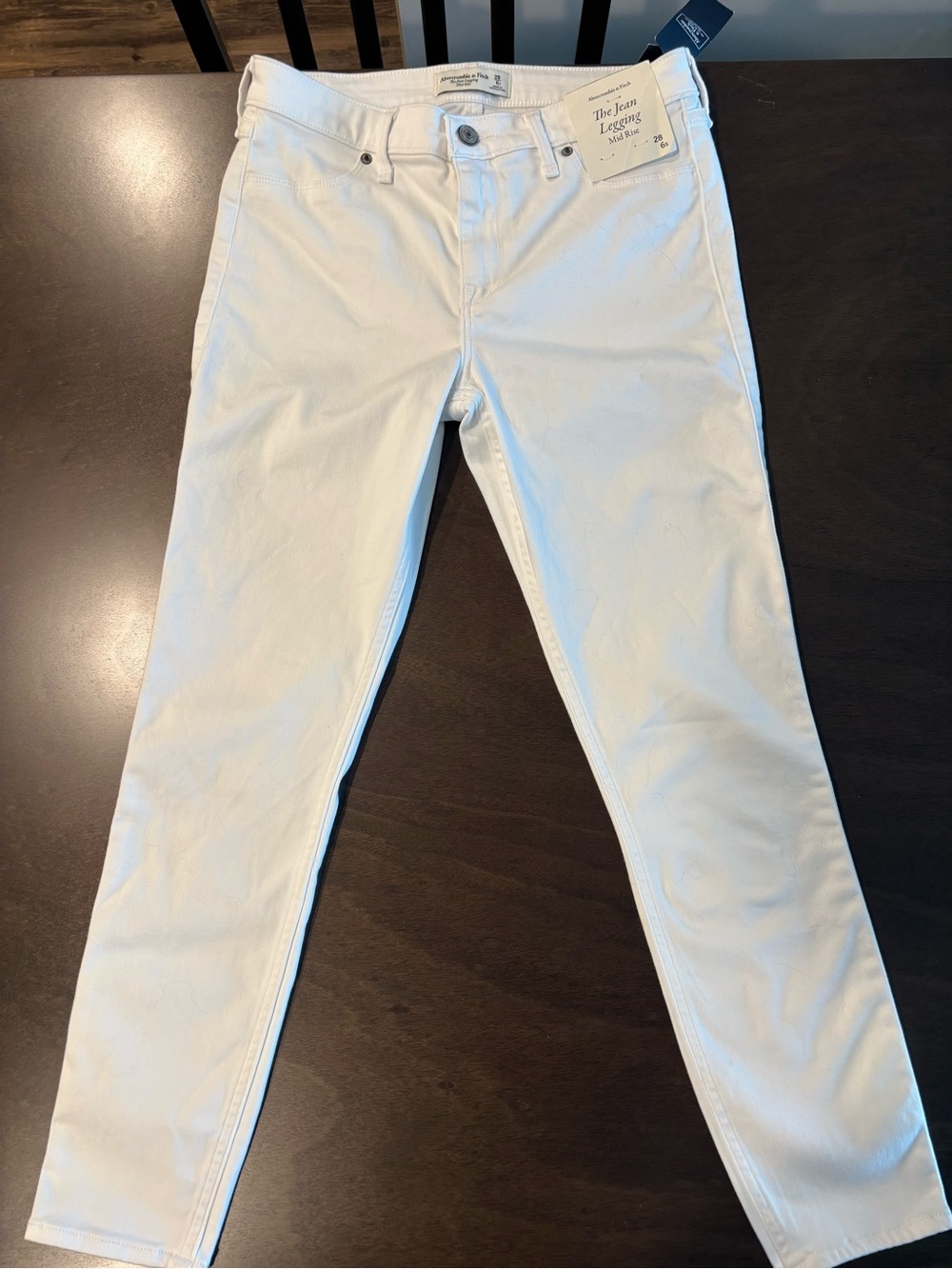 Abercrombie & Fitch Women’s The Jean Legging Mid Rise In White, Size 28/6S